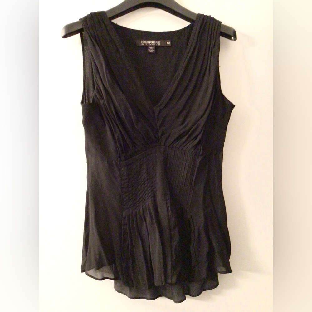 FEMME DE CARRIERE Black Silk sleeveless top - XS or 36